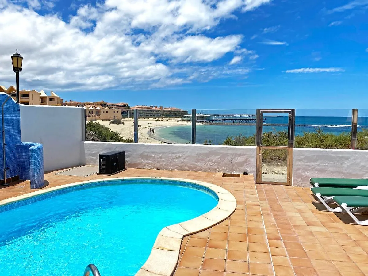 Villa Miranda Los Remos location